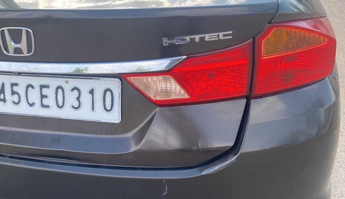 2018 Honda City 1.5L I-DTEC V, Diesel, Manual, 1,12,234 km, Dicky (Boot door) - Slightly dented