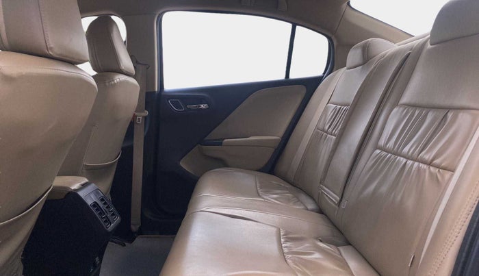 2018 Honda City 1.5L I-DTEC V, Diesel, Manual, 1,12,234 km, Right Side Rear Door Cabin