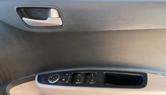 2018 Hyundai Grand i10 ASTA 1.2 KAPPA VTVT, Petrol, Manual, 72,958 km, Driver Side Door Panels Control