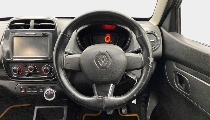 2017 Renault Kwid RXT 1.0 AMT (O), CNG, Automatic, 61,674 km, Steering Wheel Close Up