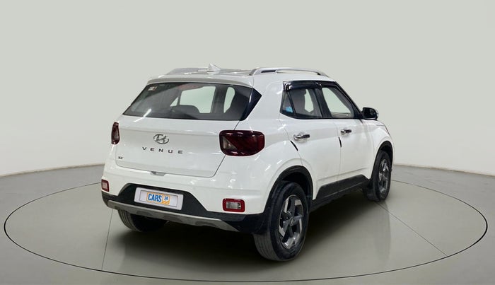 2020 Hyundai VENUE SX 1.5 CRDI, Diesel, Manual, 50,075 km, Right Back Diagonal