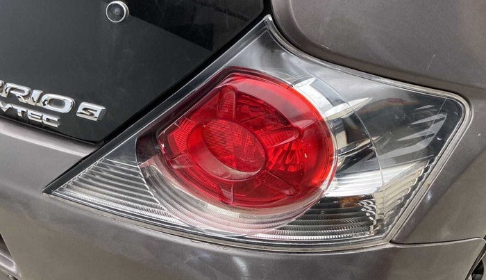 2013 Honda Brio S MT, Petrol, Manual, 1,09,556 km, Left tail light - Minor damage