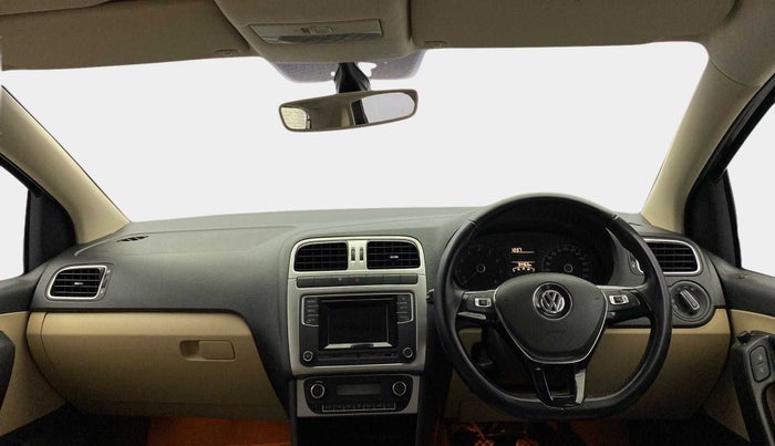 2016 Volkswagen Polo HIGHLINE1.2L, Petrol, Manual, 34,446 km, Dashboard