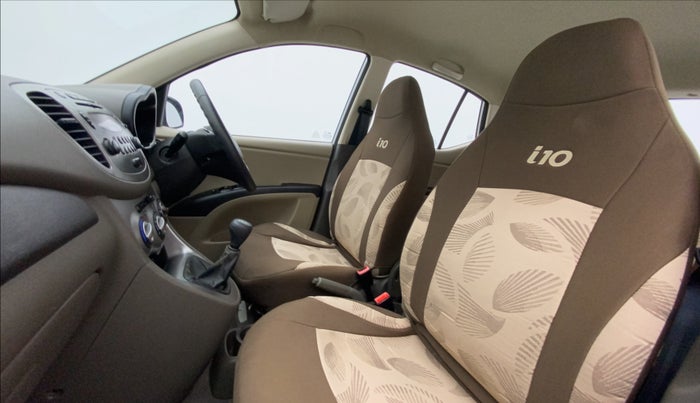 2015 Hyundai i10 SPORTZ 1.1, Petrol, Manual, 28,705 km, Right Side Front Door Cabin