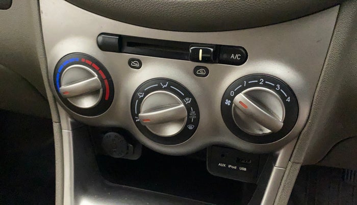 2015 Hyundai i10 SPORTZ 1.1, Petrol, Manual, 28,705 km, AC Unit - Directional switch has minor damage