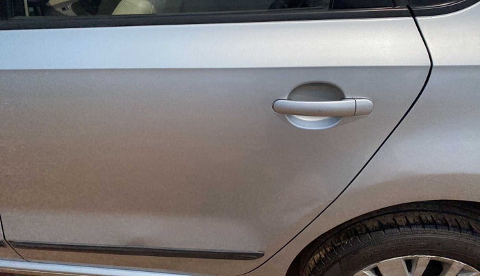 2015 Volkswagen Vento HIGHLINE PETROL AT, Petrol, Automatic, 58,015 km, Rear left door - Slightly dented