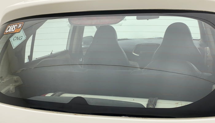 2019 Hyundai NEW SANTRO SPORTZ CNG, CNG, Manual, 69,189 km, Rear windshield - Minor spot on windshield