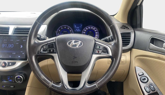 2017 Hyundai Verna 1.6 VTVT SX (O), Petrol, Manual, 89,031 km, Steering Wheel Close Up