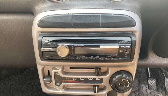 2011 Hyundai Santro Xing GL PLUS, Petrol, Manual, 99,988 km, Infotainment system - Music system not functional