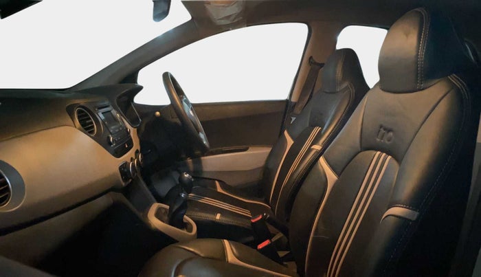 2016 Hyundai Grand i10 SPORTZ 1.2 KAPPA VTVT, Petrol, Manual, 65,120 km, Right Side Front Door Cabin