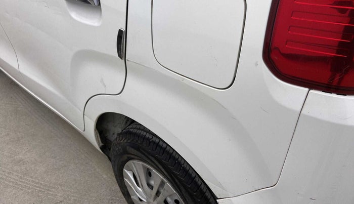 2021 Maruti New Wagon-R LXI (O) 1.0, Petrol, Manual, 9,180 km, Left quarter panel - Minor scratches