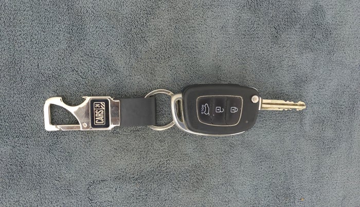 2015 Hyundai Elite i20 SPORTZ 1.2, Petrol, Manual, 91,994 km, Key Close Up