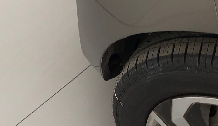 2021 Datsun Redi Go T(O) 1.0, Petrol, Manual, 25,247 km, Left fender - Lining loose