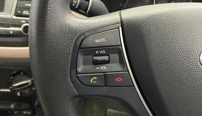 2015 Hyundai Elite i20 MAGNA 1.2, Petrol, Manual, 61,224 km, Steering wheel - Sound system control not functional