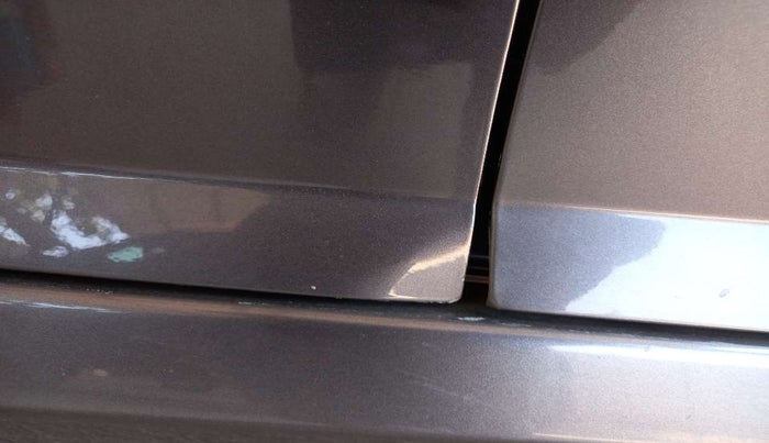 2019 Honda Civic 1.8L I-VTEC ZX CVT, Petrol, Automatic, 20,315 km, Front passenger door - Slightly dented
