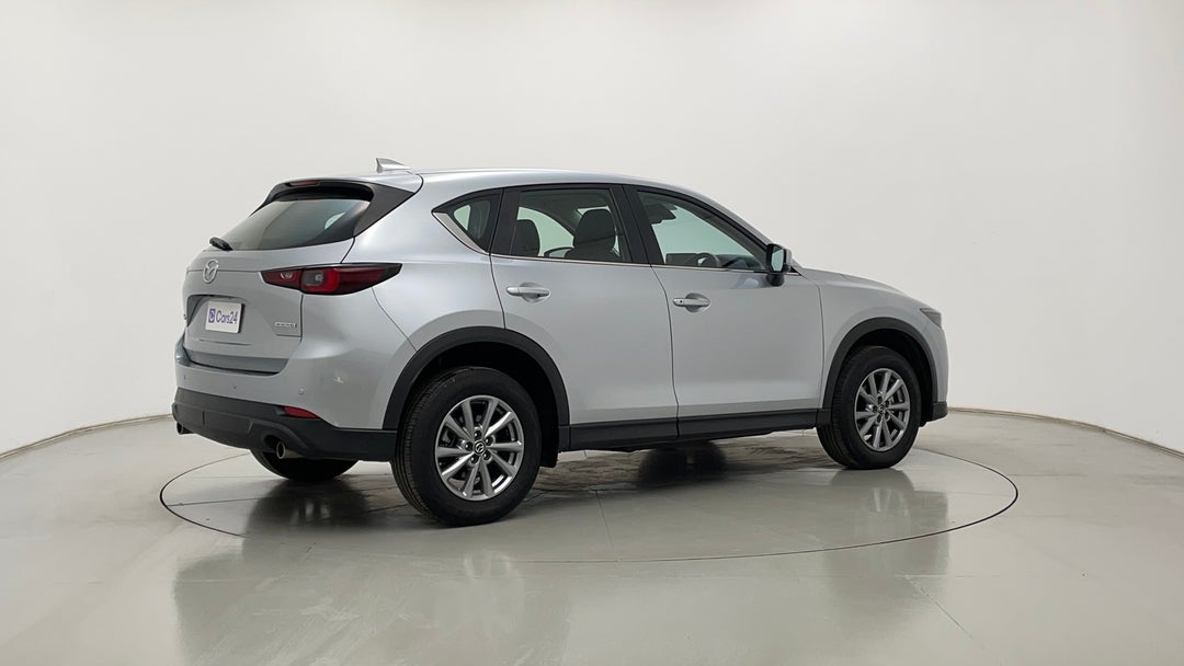 Right Back Diagonal (45- Degree) View