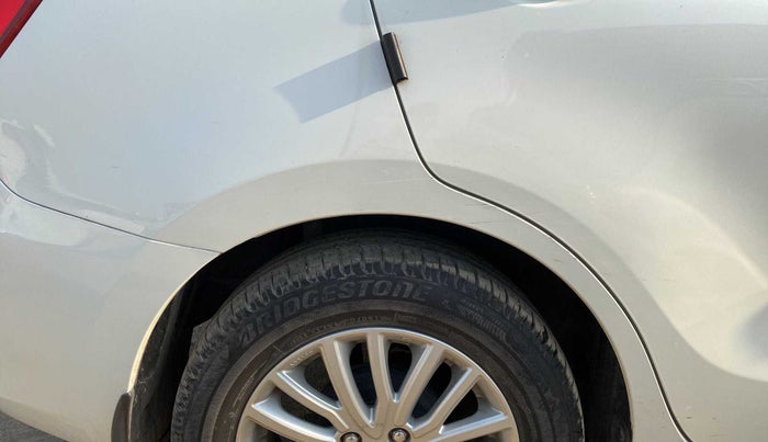 2018 Maruti Dzire ZXI AMT, Petrol, Automatic, 31,404 km, Right quarter panel - Minor scratches
