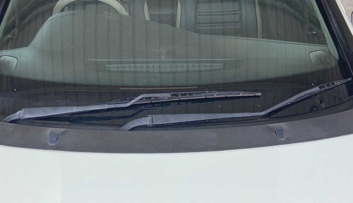 2017 Tata Bolt XT REVOTRON, Petrol, Manual, 66,009 km, Front windshield - Wiper bottle cap missing
