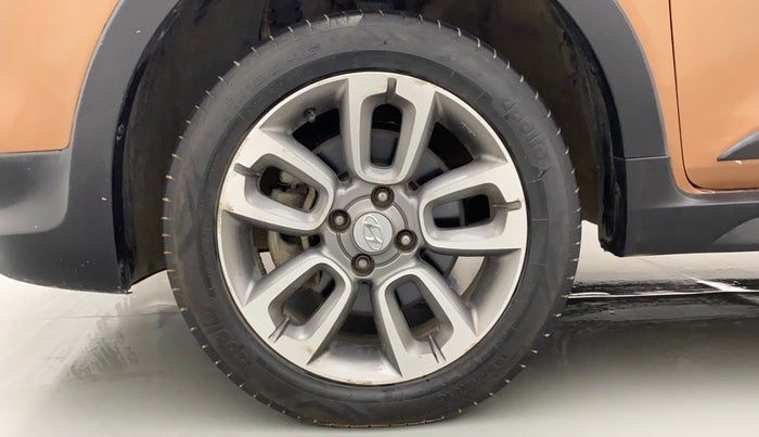 2017 Hyundai i20 Active 1.2 S, Petrol, Manual, 33,119 km, Left Front Wheel