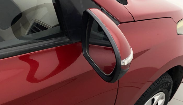 2015 Hyundai Elite i20 SPORTZ 1.2, Petrol, Manual, 72,647 km, Right rear-view mirror - Mirror motor not working