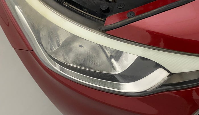 2015 Hyundai Elite i20 SPORTZ 1.2, Petrol, Manual, 72,647 km, Right headlight - Minor scratches