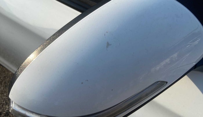 2019 Hyundai Elite i20 SPORTZ PLUS 1.2, Petrol, Manual, 50,814 km, Right rear-view mirror - Indicator light not working