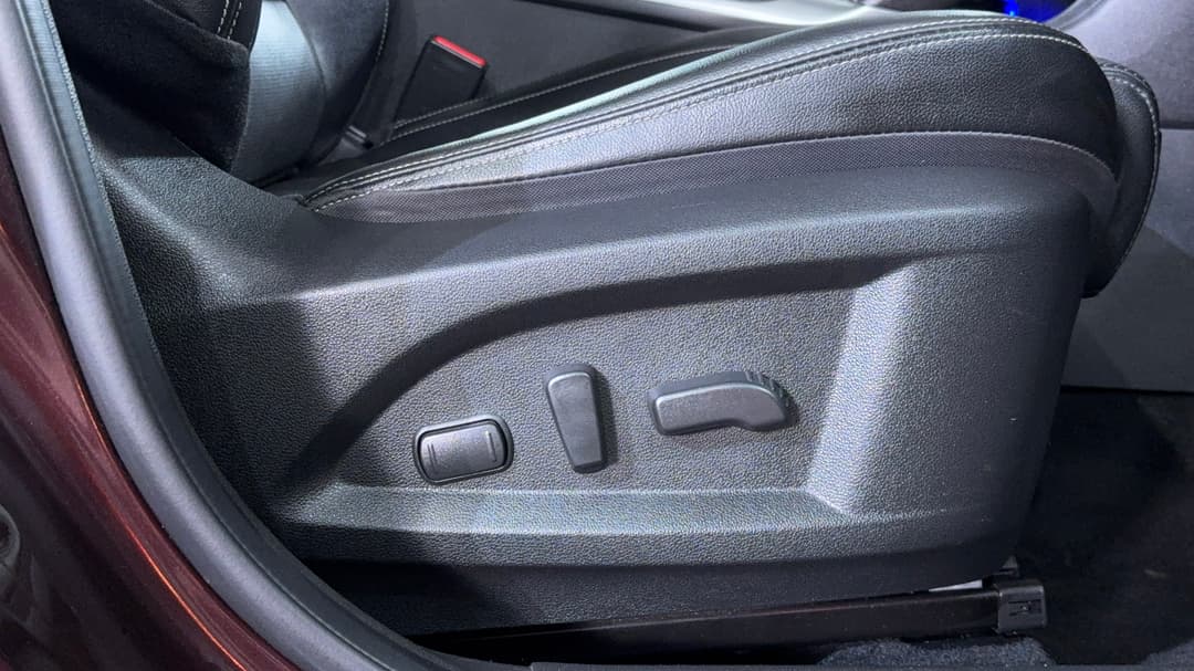2023 Renault Koleos Zen (4x2), Automatic, 64749 km, Drivers Side Adjustment Panel