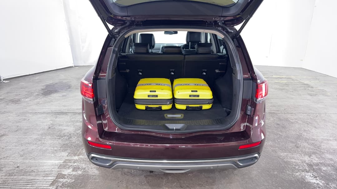 2023 Renault Koleos Zen (4x2), Automatic, 64749 km, Boot Inside View with Luggage