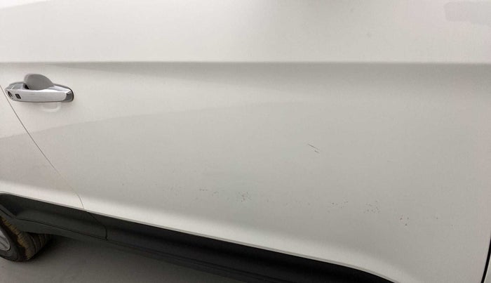 2017 Hyundai Creta SX PLUS 1.6 PETROL, Petrol, Manual, 44,738 km, Driver-side door - Minor scratches