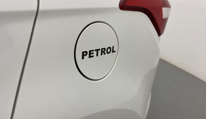 2017 Hyundai Creta SX PLUS 1.6 PETROL, Petrol, Manual, 44,738 km, Left quarter panel - Slightly dented