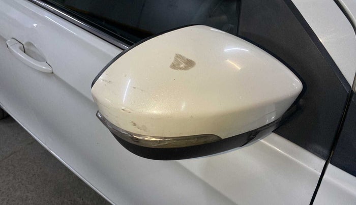 2018 Tata TIGOR XZ DIESEL, Diesel, Manual, 55,286 km, Right rear-view mirror - Indicator light has minor damage