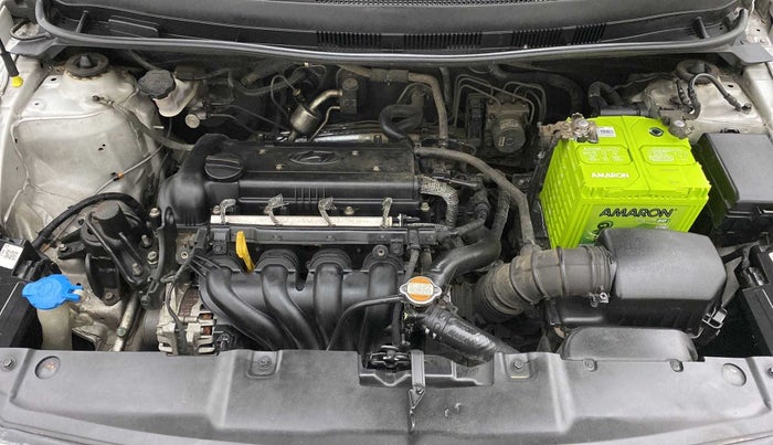 2012 Hyundai Verna FLUIDIC 1.6 VTVT SX, Petrol, Manual, 68,459 km, Open Bonet