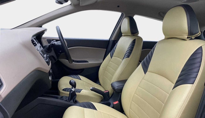 2017 Hyundai Elite i20 ASTA 1.2, Petrol, Manual, 27,073 km, Right Side Front Door Cabin