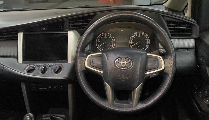 2016 Toyota Innova Crysta 2.4 GX 8 STR, Diesel, Manual, 49,106 km, Steering Wheel Close Up