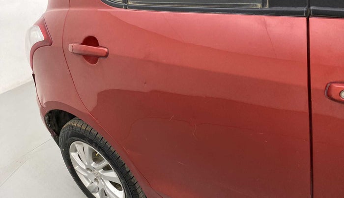 2014 Maruti Swift ZXI, Petrol, Manual, 41,074 km, Right rear door - Minor scratches