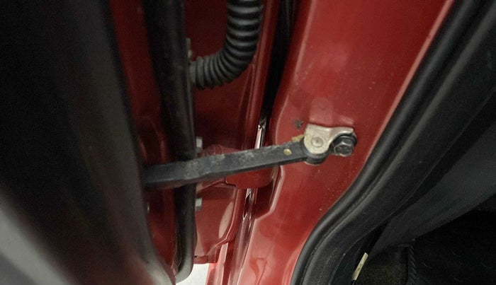 2014 Maruti Swift ZXI, Petrol, Manual, 41,074 km, Rear left door - Minor scratches
