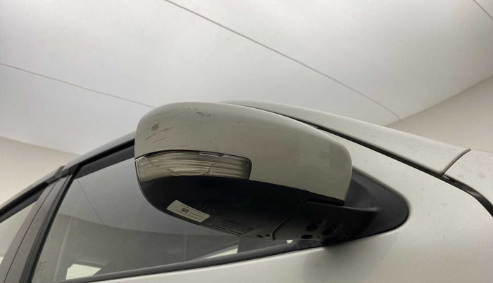 2021 Maruti Celerio ZXI PLUS AGS, Petrol, Automatic, 20,405 km, Right rear-view mirror - Indicator light has minor damage