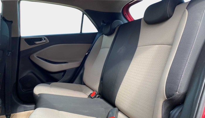 2015 Hyundai Elite i20 ASTA 1.2, Petrol, Manual, 31,287 km, Right Side Rear Door Cabin