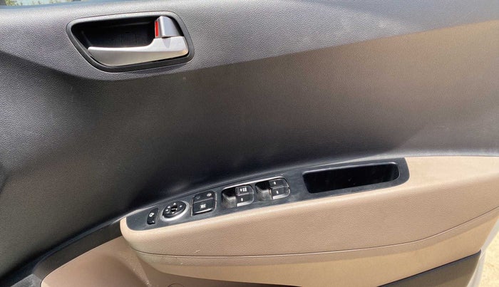 2015 Hyundai Grand i10 ASTA (O) 1.2 KAPPA VTVT, Petrol, Manual, 67,557 km, Driver Side Door Panels Control