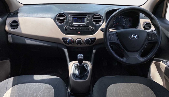 2015 Hyundai Grand i10 ASTA (O) 1.2 KAPPA VTVT, Petrol, Manual, 67,557 km, Dashboard