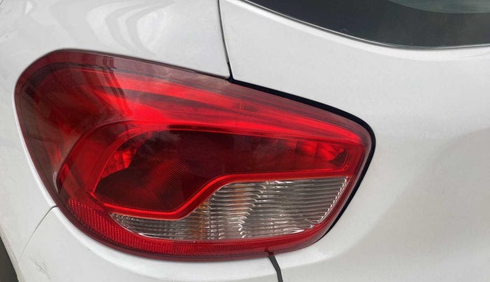2018 Renault Kwid RXT 1.0 (O), Petrol, Manual, 91,176 km, Left tail light - Minor damage