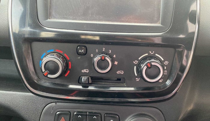 2018 Renault Kwid RXT 1.0 (O), Petrol, Manual, 91,176 km, AC Unit - Directional switch has minor damage