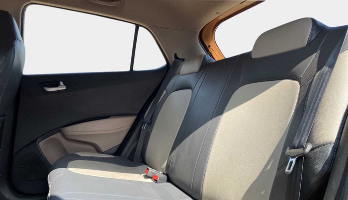 2015 Hyundai Grand i10 SPORTZ 1.2 KAPPA VTVT, Petrol, Manual, 43,753 km, Right Side Rear Door Cabin