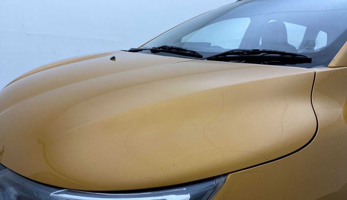 2020 Renault TRIBER RXZ, Petrol, Manual, 16,955 km, Bonnet (hood) - Minor scratches