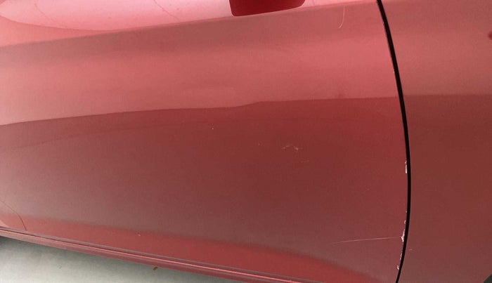 2018 Hyundai Verna 1.6 VTVT SX O, Petrol, Manual, 39,821 km, Driver-side door - Minor scratches