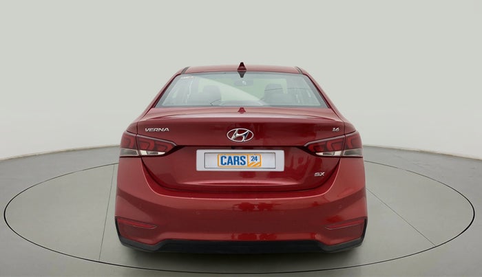 2018 Hyundai Verna 1.6 VTVT SX O, Petrol, Manual, 39,821 km, Back/Rear