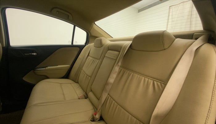 2014 Honda City 1.5L I-VTEC V MT, Petrol, Manual, 52,671 km, Right Side Rear Door Cabin