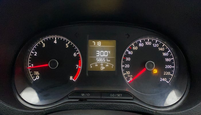 2015 Volkswagen Polo TRENDLINE 1.2L PETROL, Petrol, Manual, 58,651 km, Odometer Image