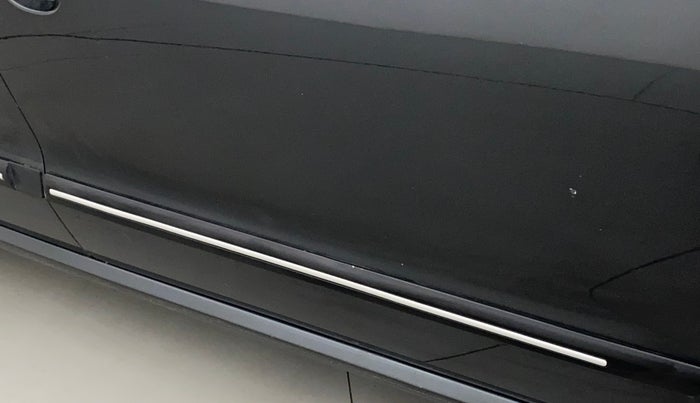 2015 Volkswagen Polo TRENDLINE 1.2L PETROL, Petrol, Manual, 58,651 km, Driver-side door - Minor scratches