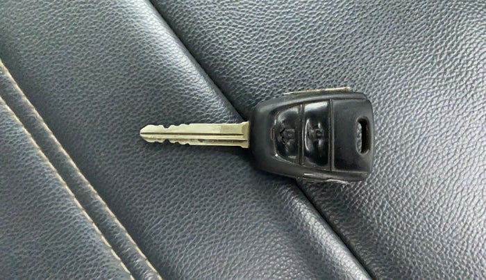 2018 Hyundai Grand i10 SPORTZ AT 1.2 KAPPA VTVT, Petrol, Automatic, 40,889 km, Lock system - Remote key not functional